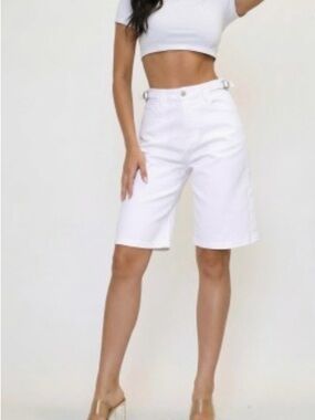 Boom Boom Jeans White High-Waist Bermuda Shorts with Side Buckles